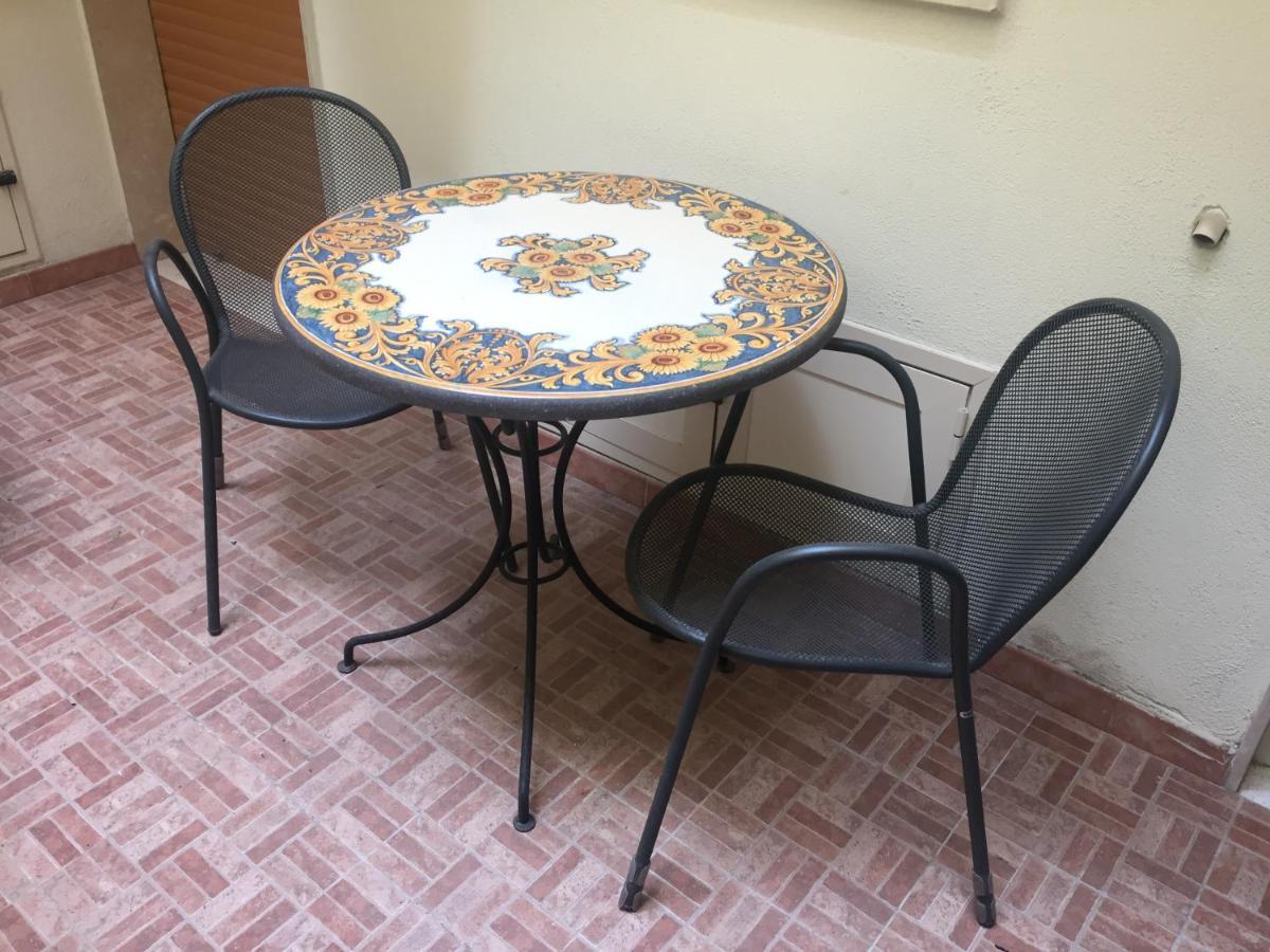 Centro Storico, Piazza Carmine: La Casa Di Angela Apartment Reggio Calabria Exterior photo